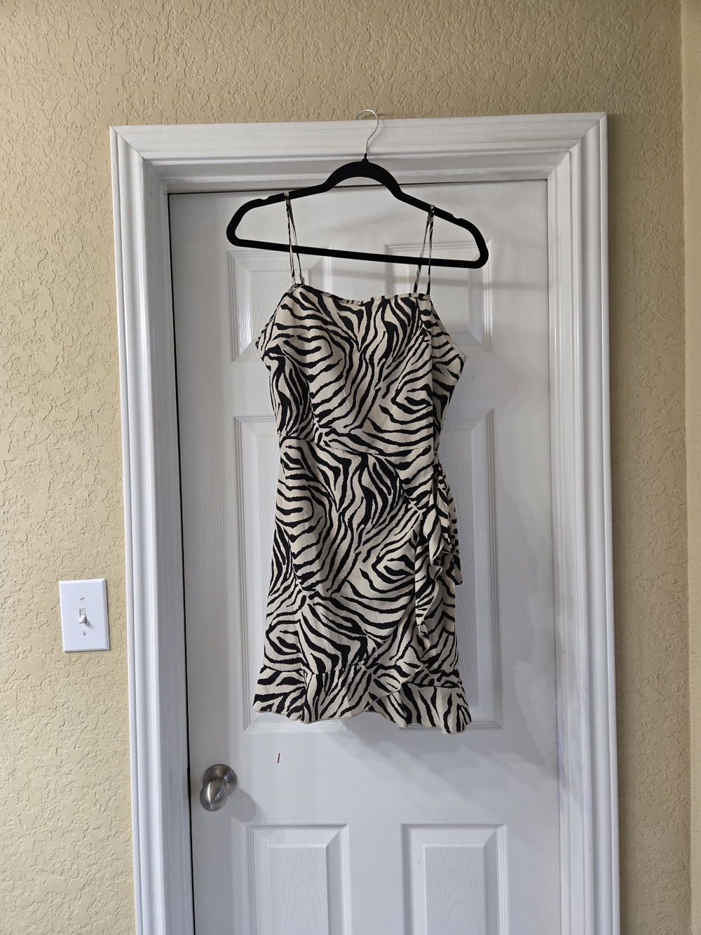 SHEIN Zebra Print Spaghetti Strap Mini Dress - Black & Cream